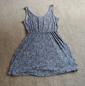 H&m gently worn paisley blue strap midi dress